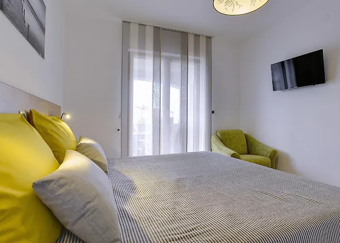 In Croatia Near The Adriatic Coast דירה Galižana